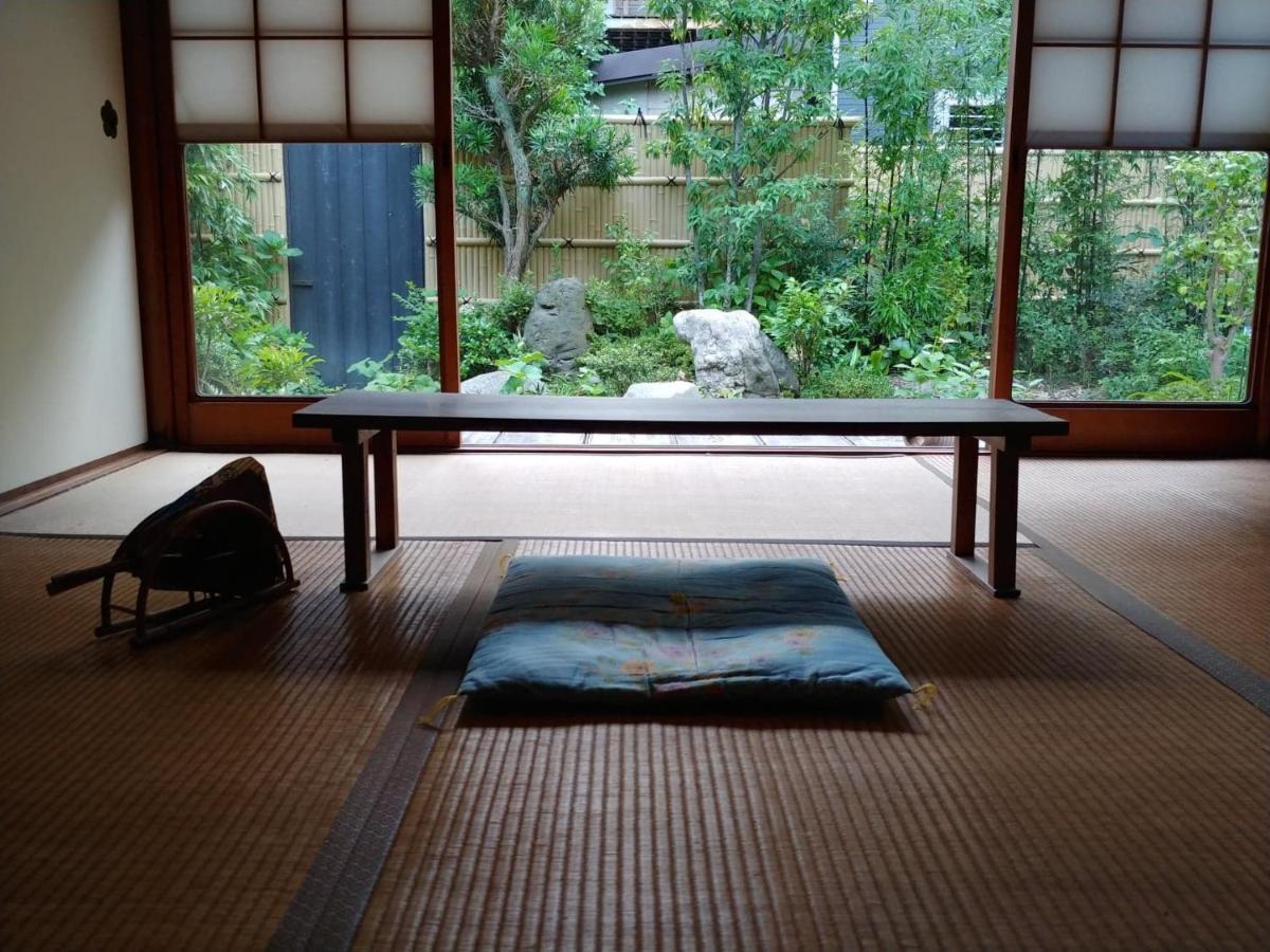 旧鈴木邸 女性専用 Lägenhet Matsuyama  Exteriör bild